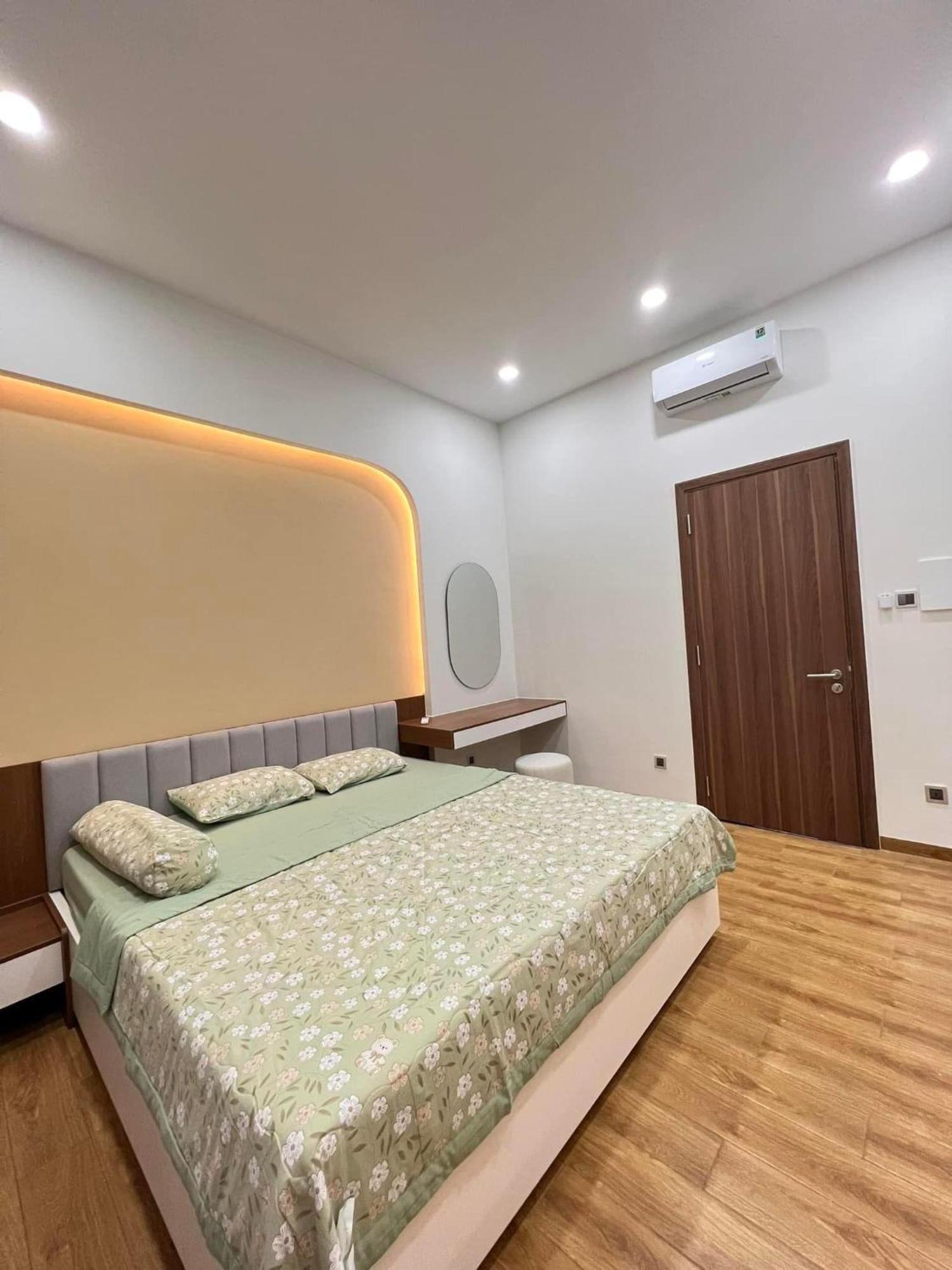 Ở trọ 1364 Truong Sa *